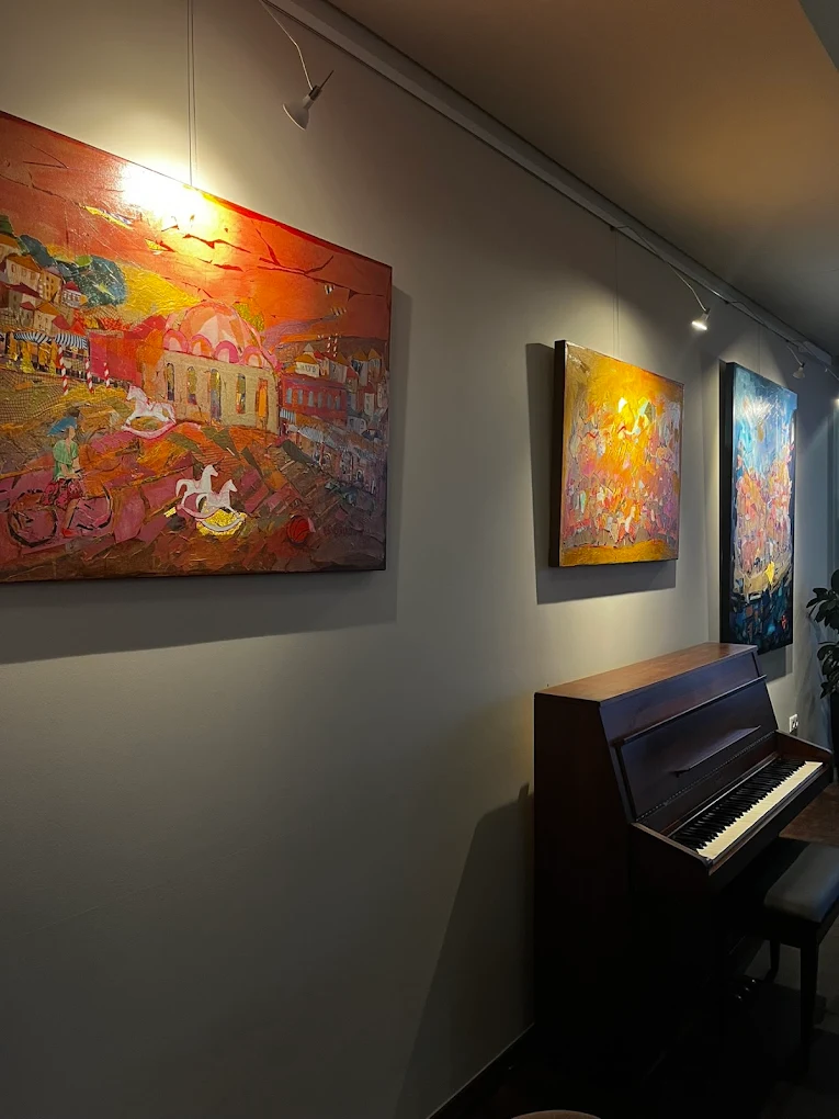 Το Καφέ Αρχαιολογικού Μουσείου Χανίων φιλοξενεί μια ξεχωριστή πιανιστική βραδιά.
Την Παρασκευή 19 Δεκεμβρίου, ο χώρος γεμίζει ήχους και συναισθήματα.